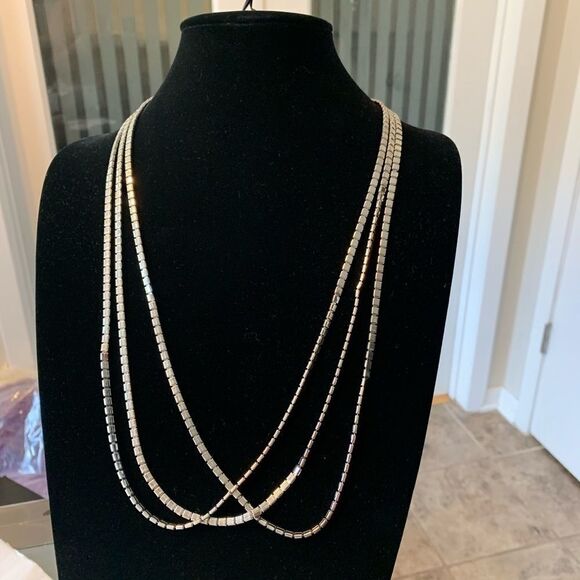 Necklace   - Picture 1 of 3